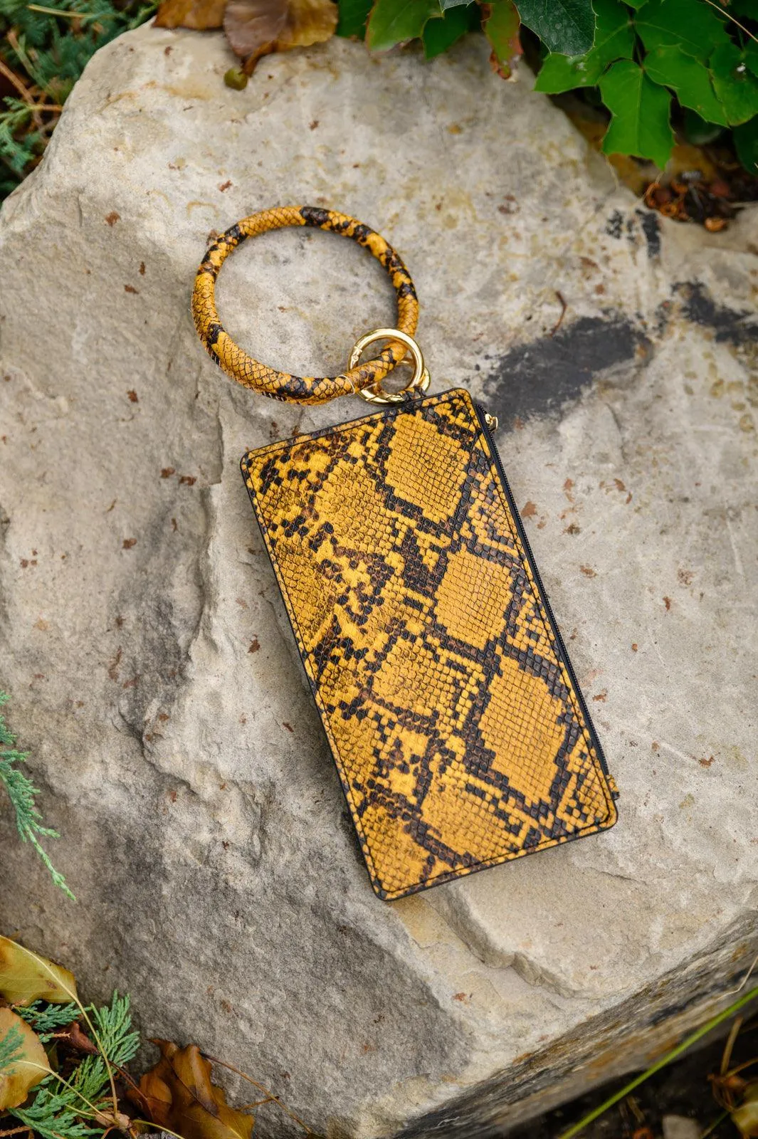 Hazel Blues® | Clear Break Snakeskin Clutch