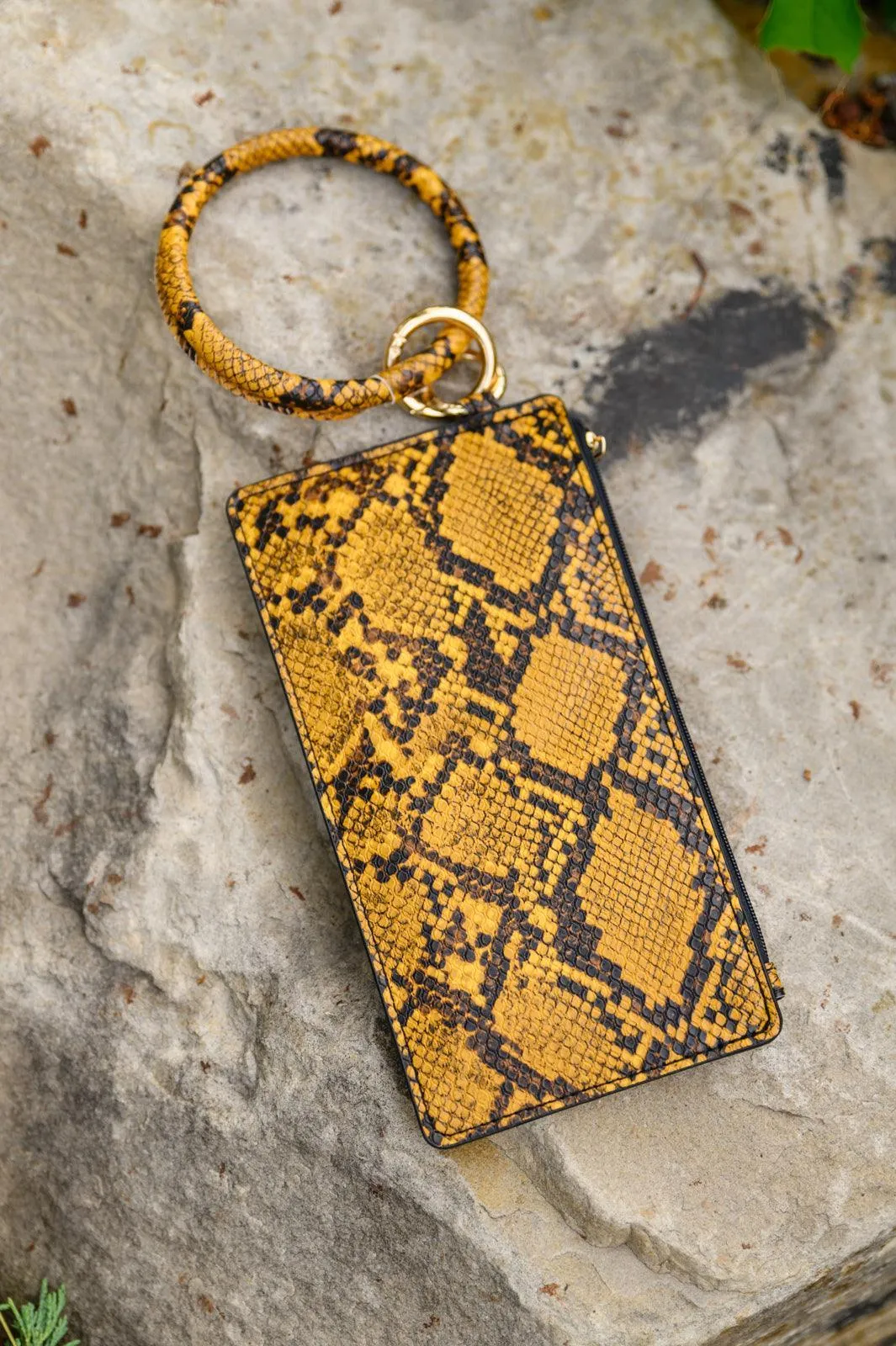 Hazel Blues® | Clear Break Snakeskin Clutch