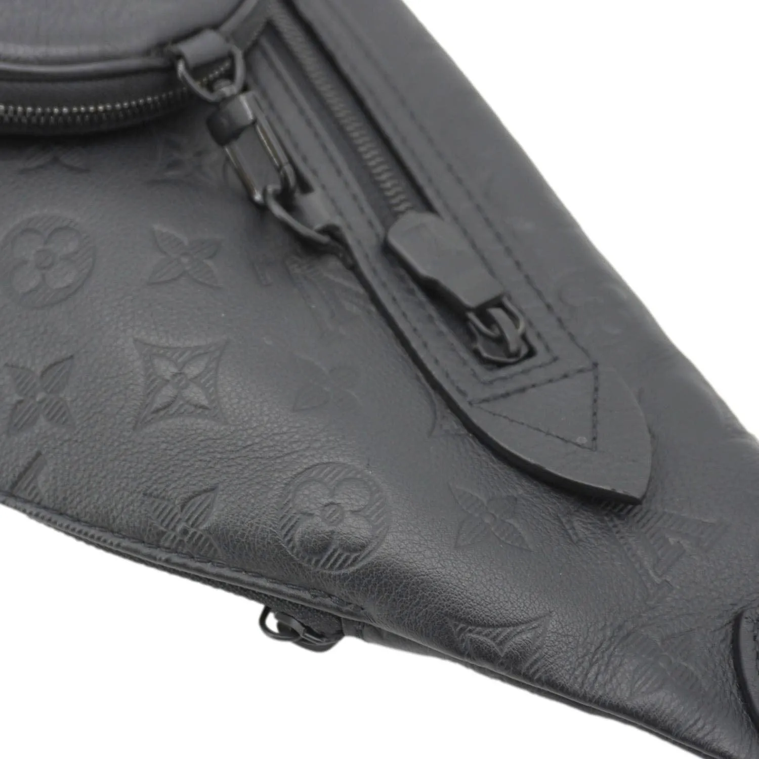 LOUIS VUITTON Duo Slingbag Taigarama Crossbody Bag Black