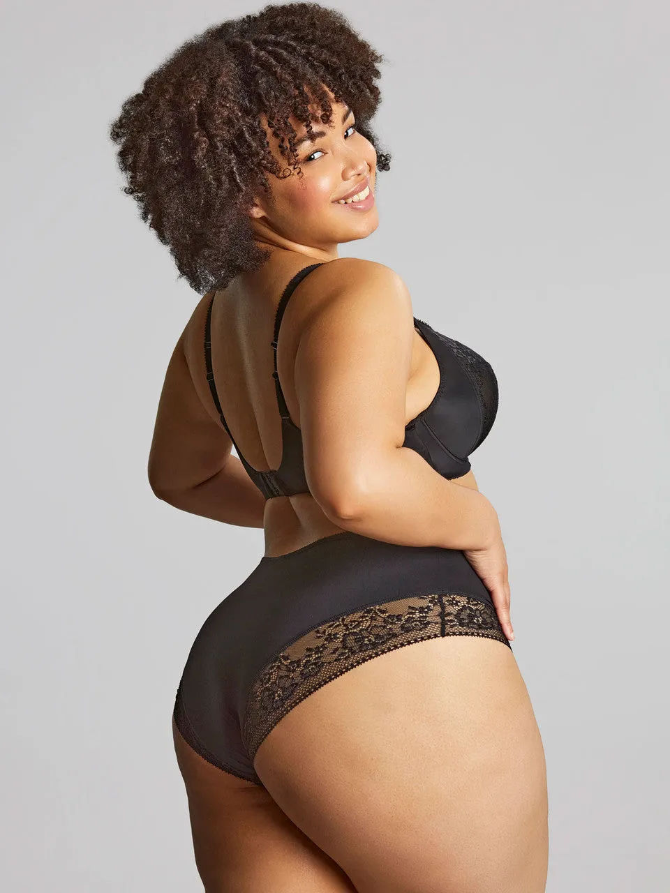 Roxie Plunge Bra In Black - Sculptresse