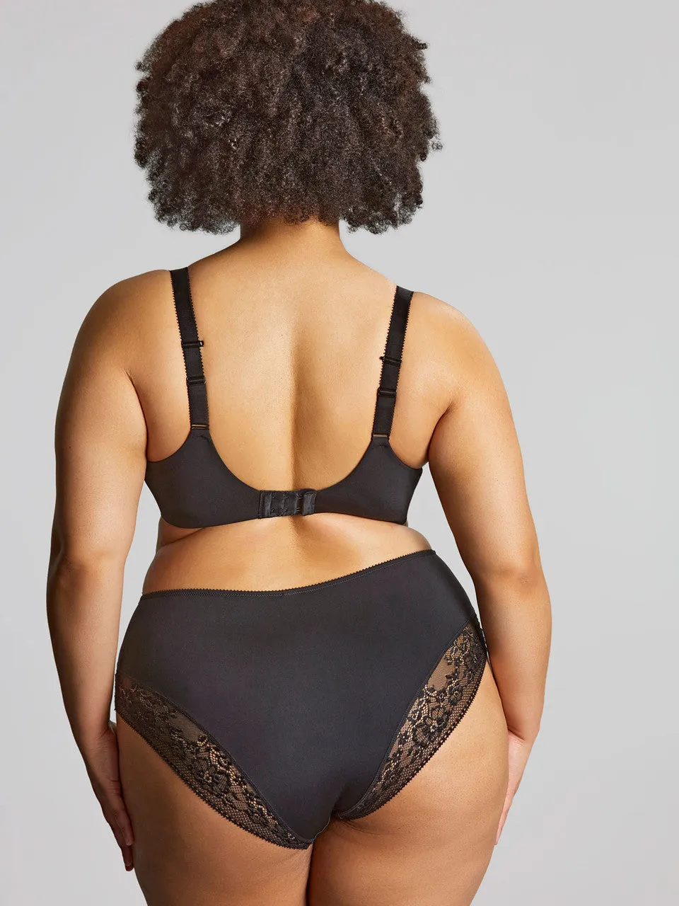 Roxie Plunge Bra In Black - Sculptresse