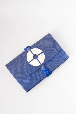 Shell Straw Envelope Clutch