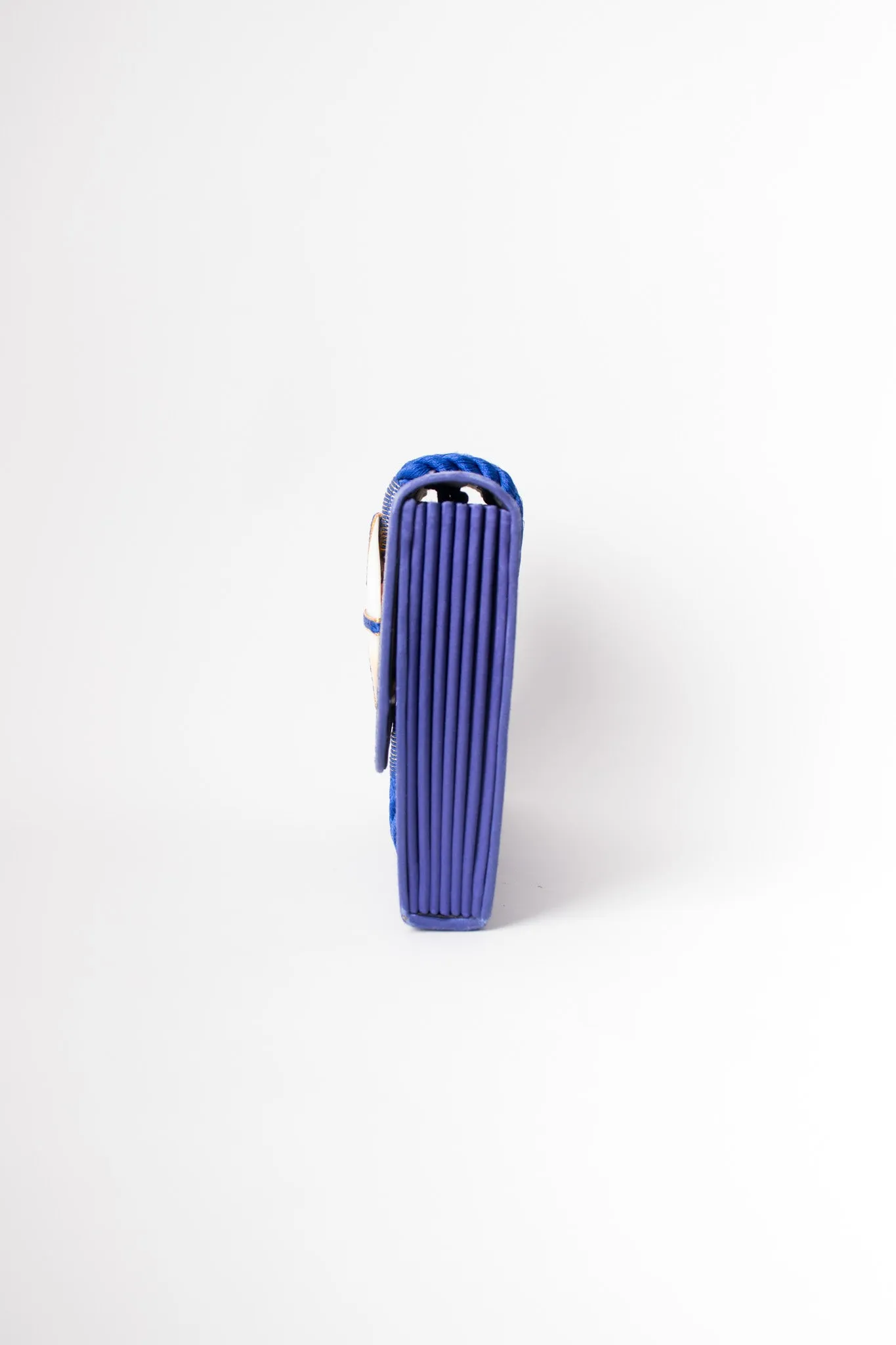 Shell Straw Envelope Clutch