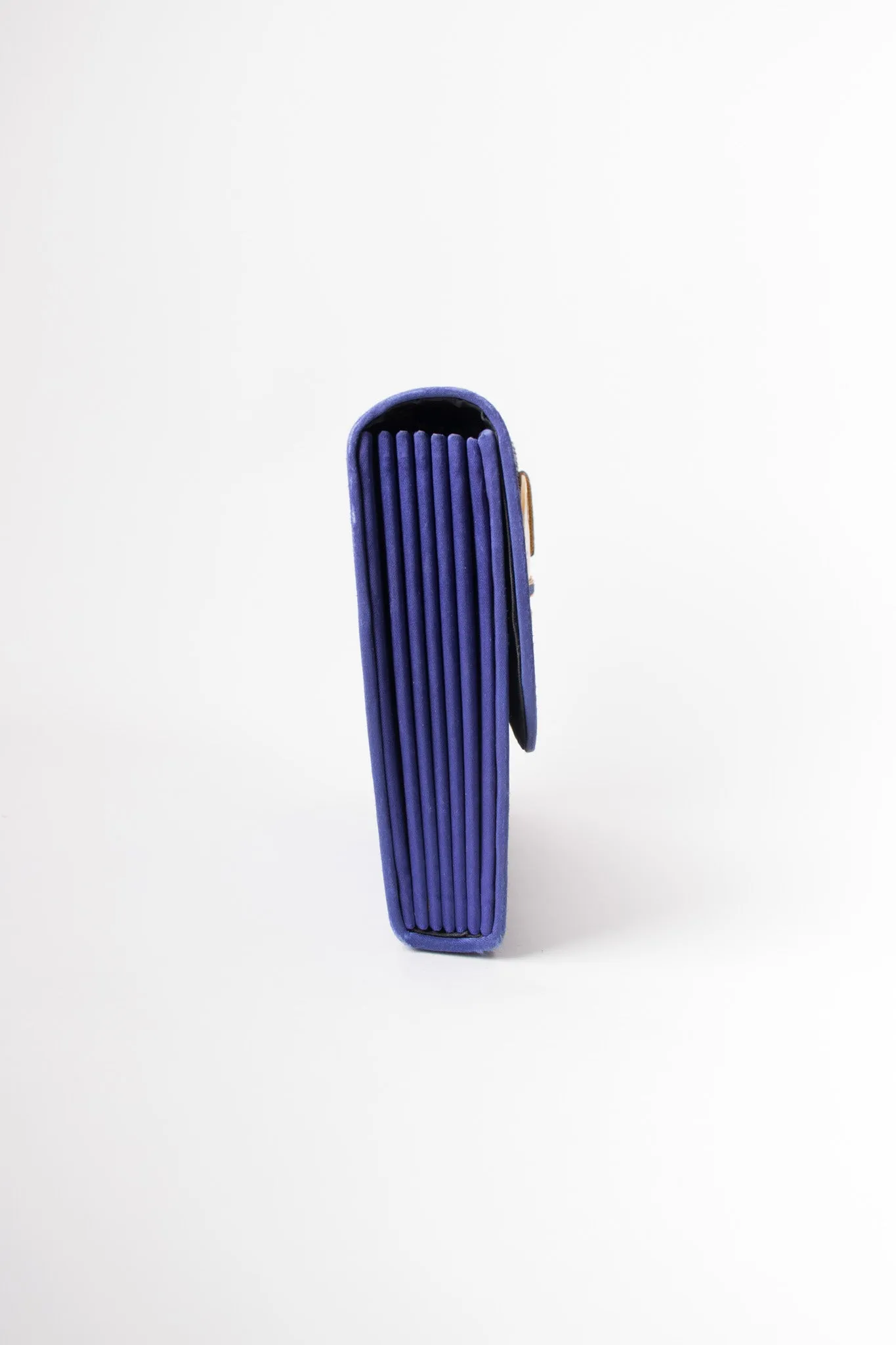 Shell Straw Envelope Clutch
