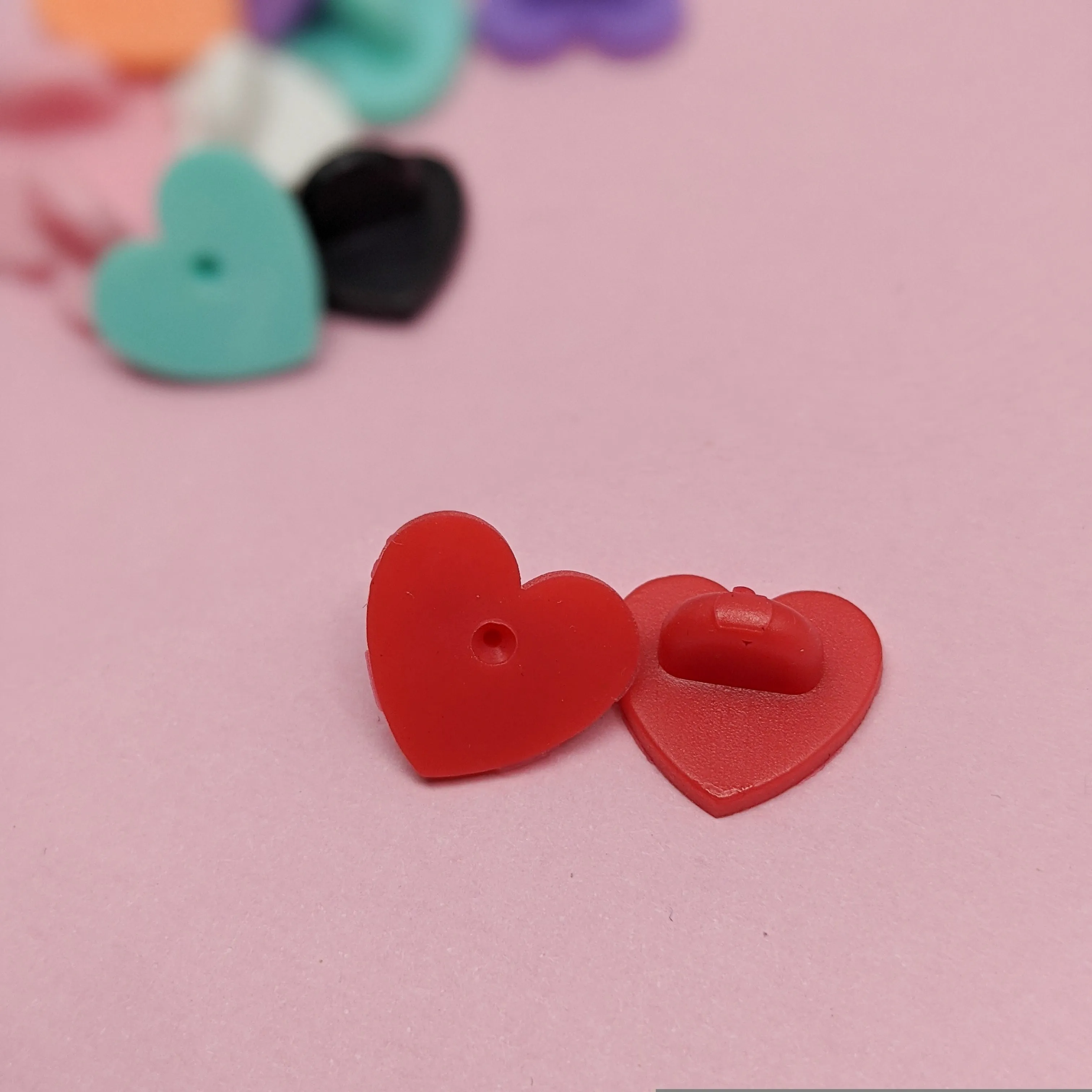 Small Heart Pinbacks (6)