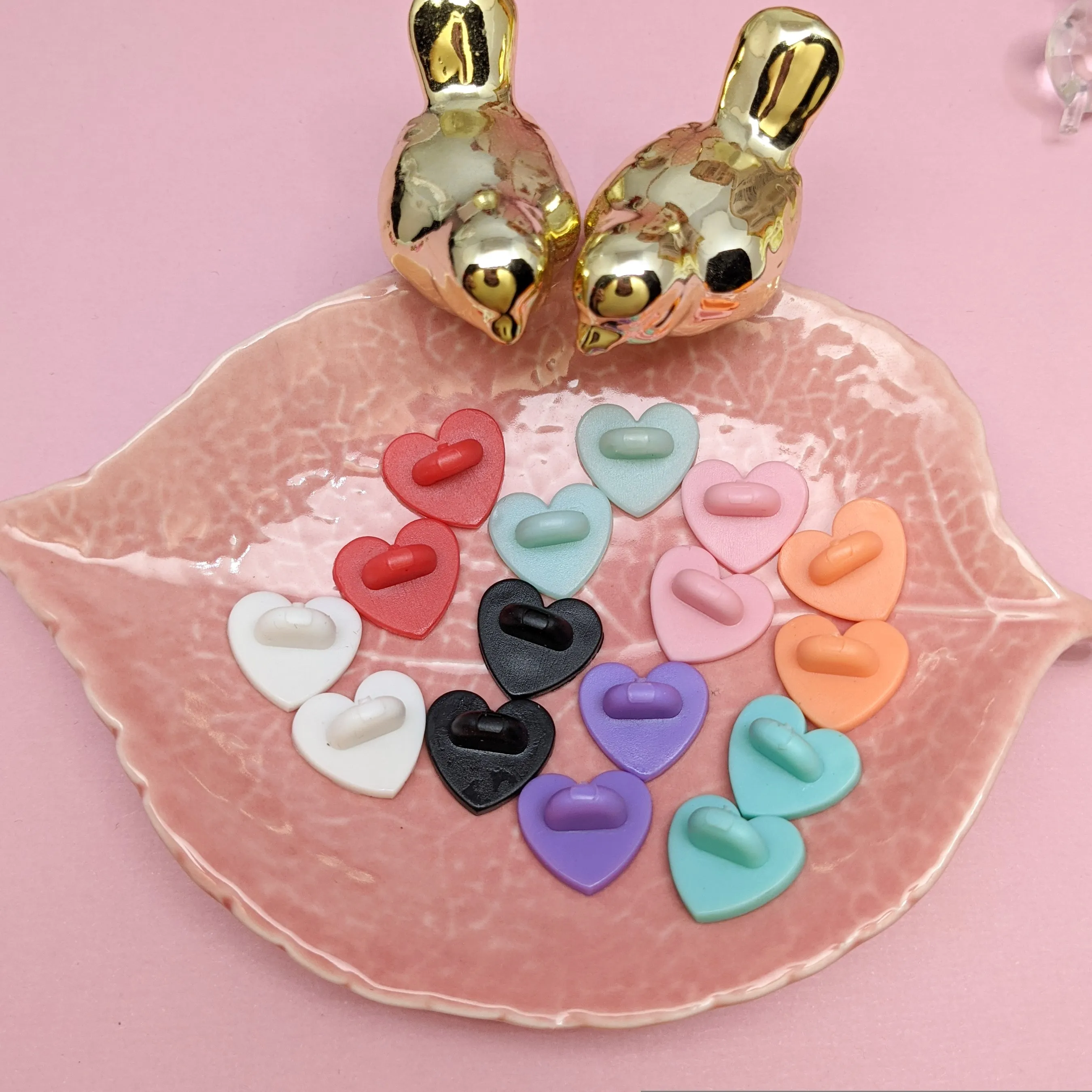 Small Heart Pinbacks (6)