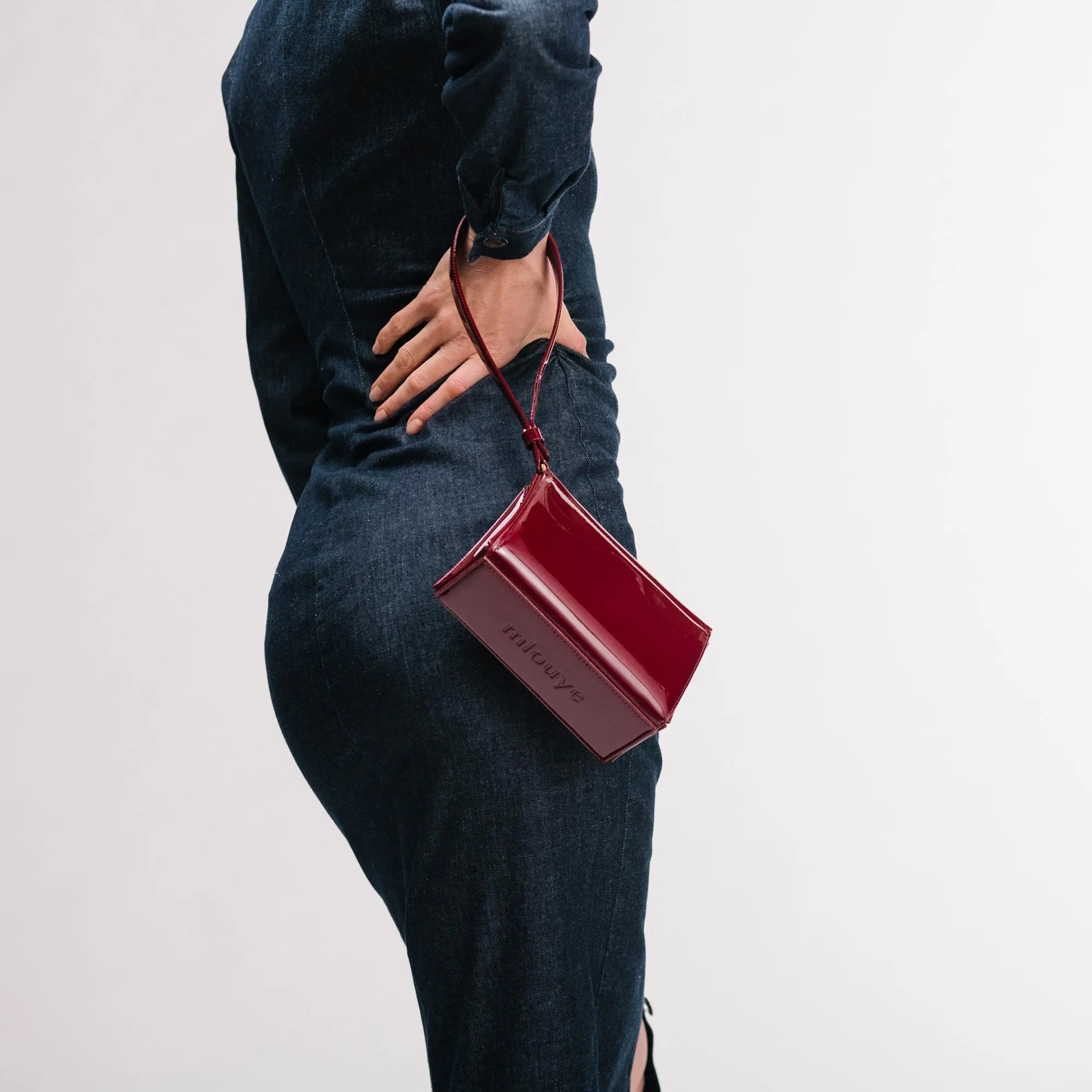 Small Triangle Pouch - Patent Black