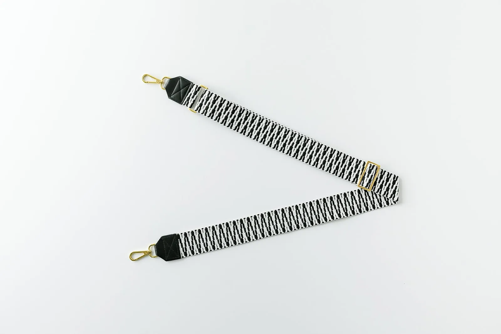 The Crossbody Strap