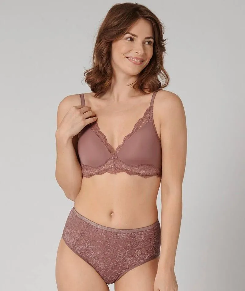 Triumph Amourette Charm Padded Wire-free Bra - Rose Brown